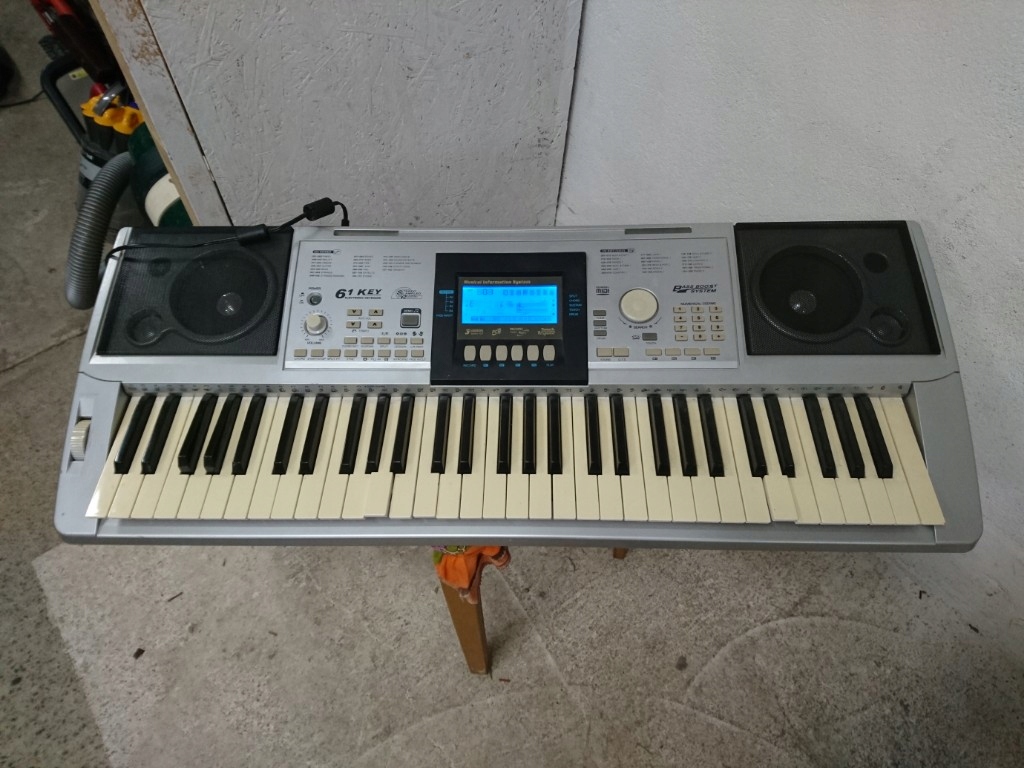 Keyboard organy M Keys LP6210C 61 klawiszy