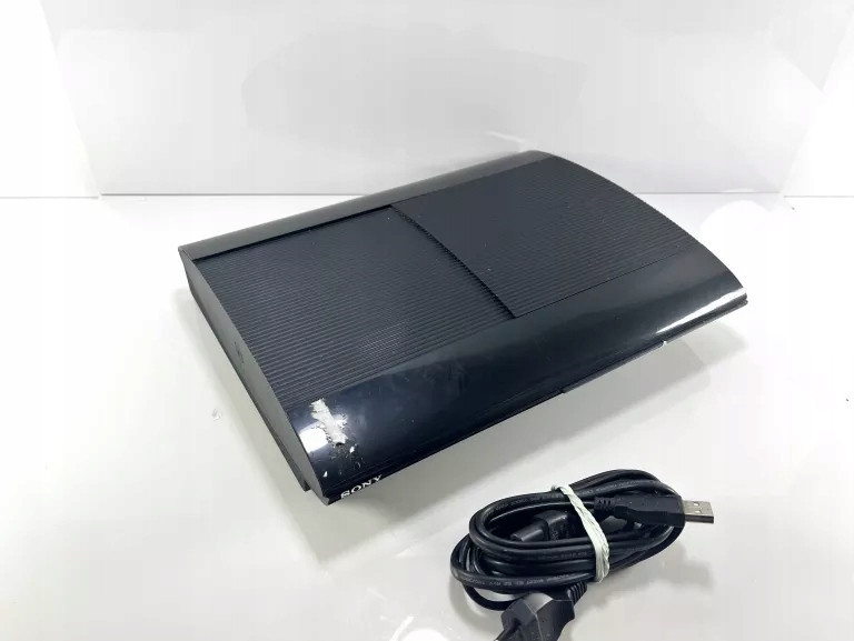 KONSOLA PLAYSTATION 3 SUPER SLIM 120GB CECH-4004C