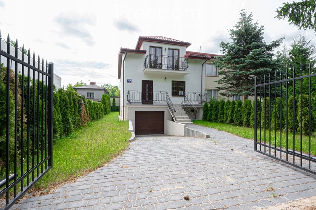 Dom, Piaseczno, Piaseczno (gm.), 158 m²