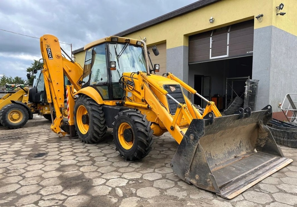 JCB 3CX Koparko-ladowarka JCB 3CX z Danii, 867...