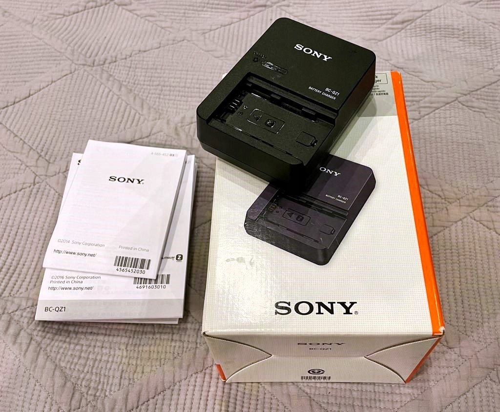 Ładowarka Sony NP-FZ100 do akku Sony FZ100