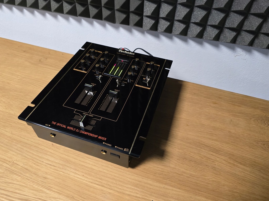 Technics AUDIO MIXER SH-DX1200 DJミキサー 中古品のTechnics、DJミキサー/SH-DX1200 BKのご紹介です。