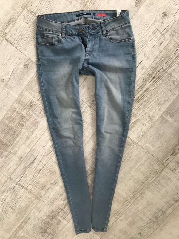 RESERVED * spodnie jeans rurki * M 28 38