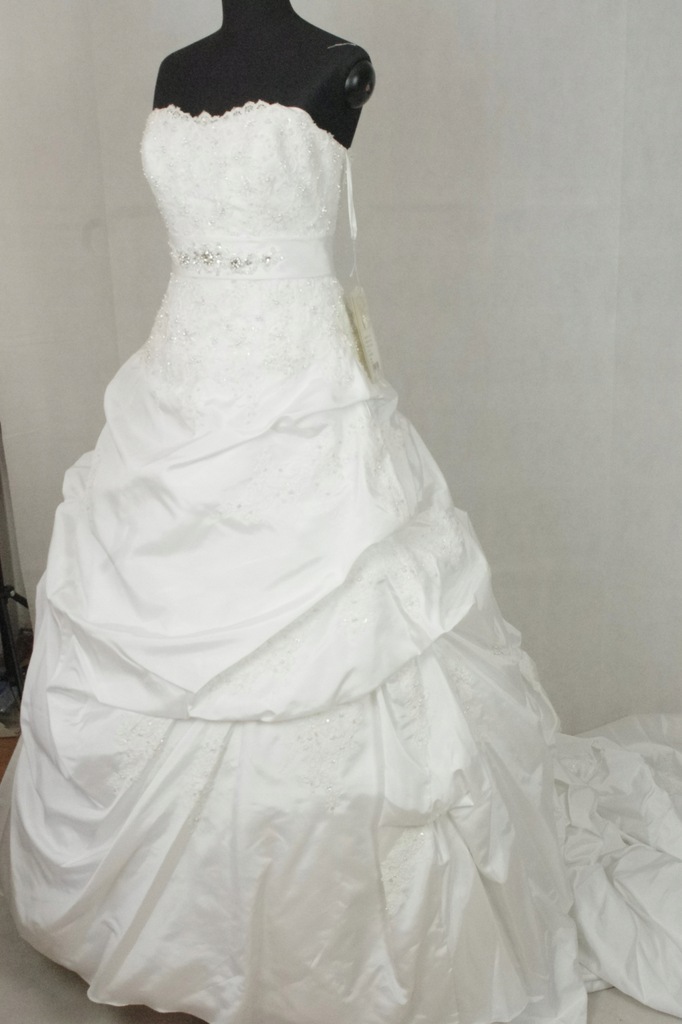 nowa suknia ślubna 42 XL princessa długi tren