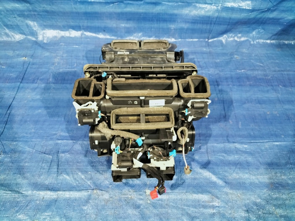 NAGRZEWNICA SILNICZKI WIĄZKA AUDI A8 D3 EUROPA 12539767569 oficjalne archiwum Allegro