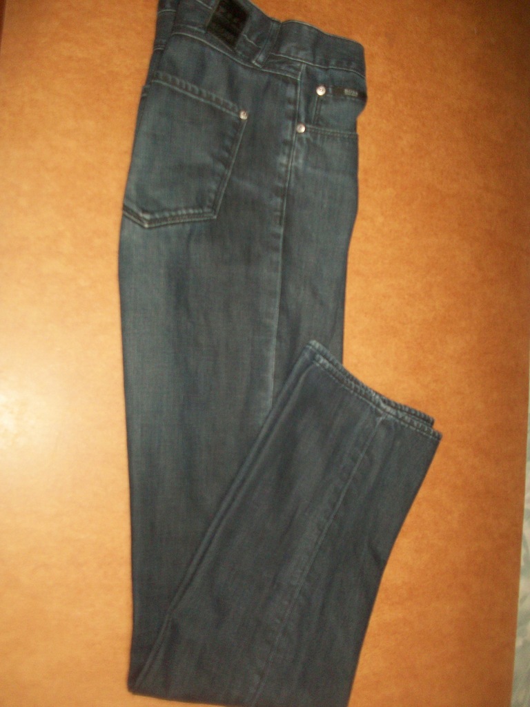 SPODNIE męskie p84 jeans HUGO BOSS oryginał