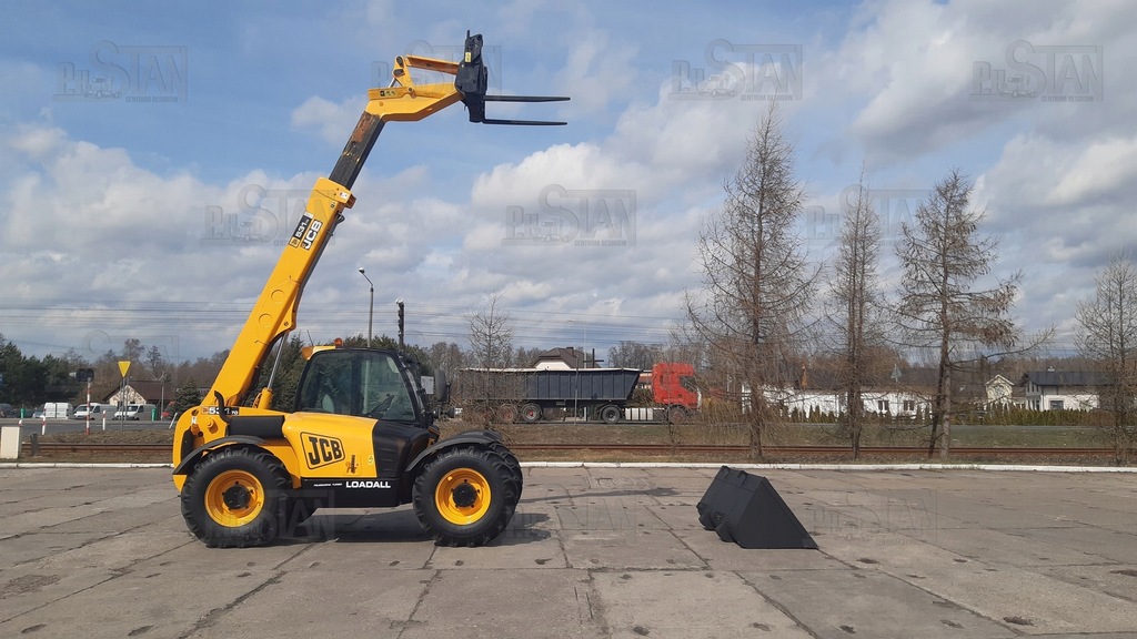 Ładowarka teleskopowa JCB 531-70 2007r.