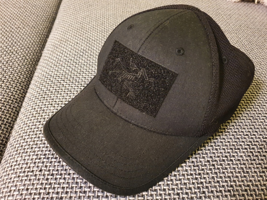Arcteryx leaf bac cap sales