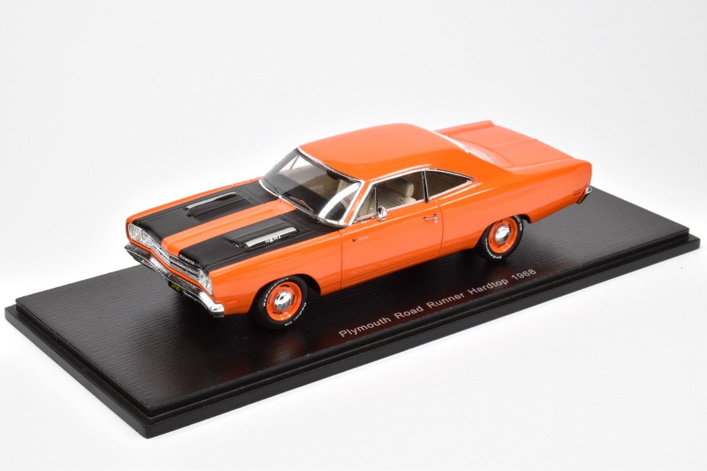 PLYMOUTH ROAD RUNNER HARDTOP 1968 SPARK S3614 1:43