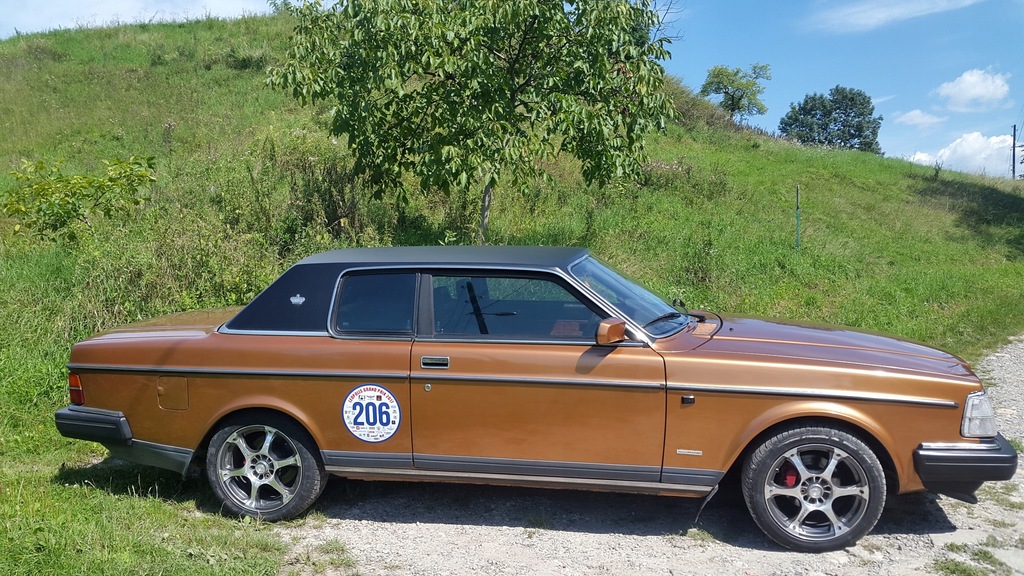 VOLVO 262 - 8136201964 - oficjalne archiwum Allegro