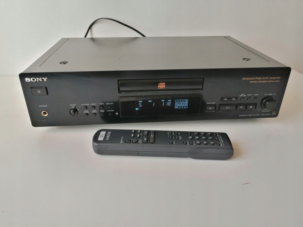 Sony CDP-XB720 QS odtwarzacz Cd+pilot