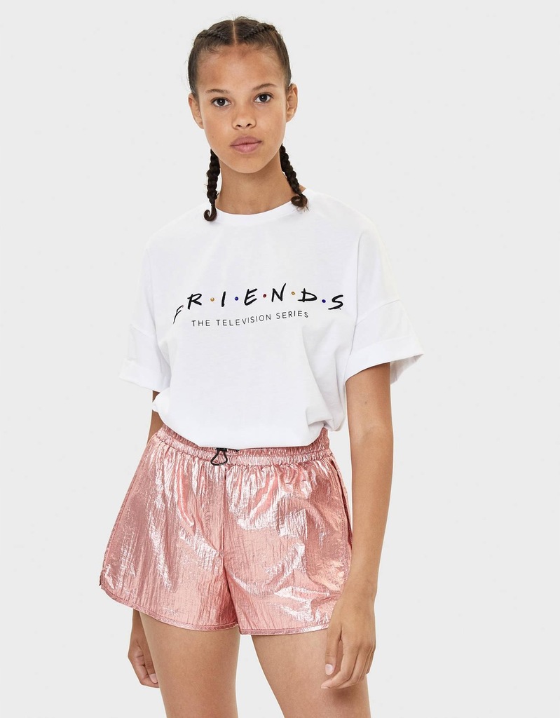 26I010 BERSHKA__MH1 METALICZNE KRÓTKIE SPODENKI__L