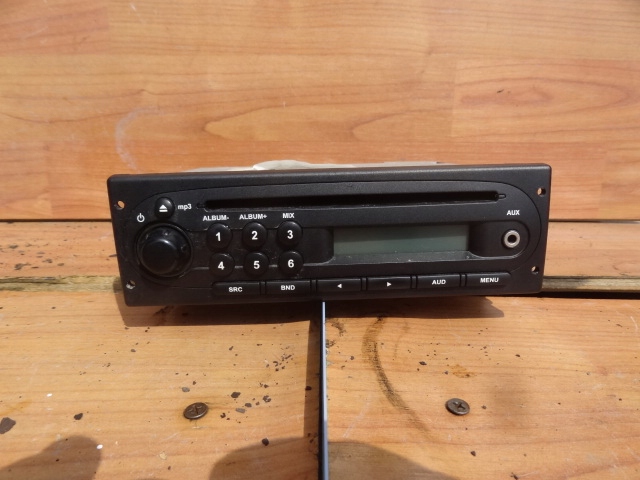Dacia Duster 11 Radio Cd Mp2 Oryginal Kod Oficjalne Archiwum Allegro
