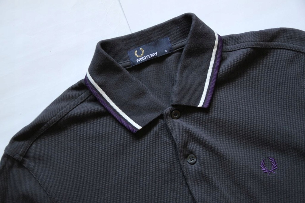 FRED PERRY__KOSZULKA POLO OLDSCHOOL LOGO__S