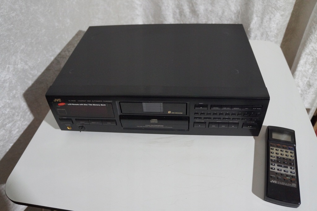 ODTWARZACZ CD ,,ZMIENIARKA,, JVC XL-M 508