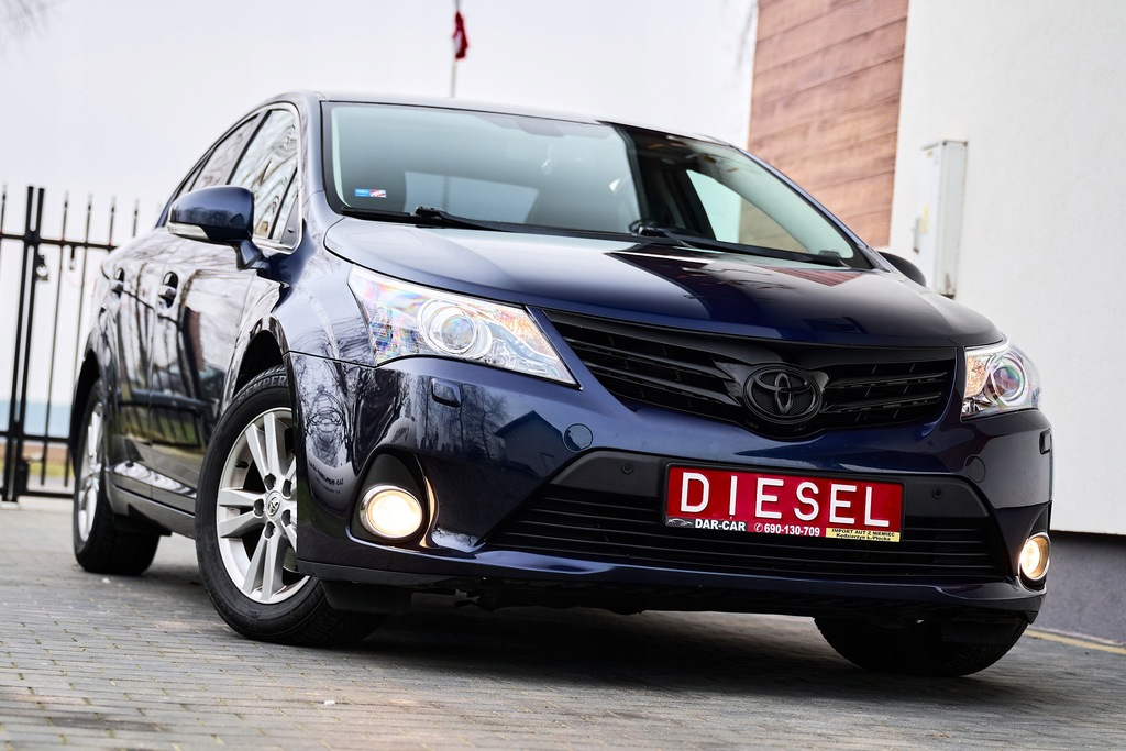 TOYOTA AVENSIS III 2.0 DIESEL 124KM SEDAN