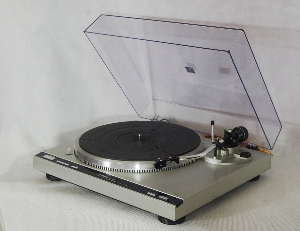 Gramofon Technics SL-Q33. Po przeglądzie.