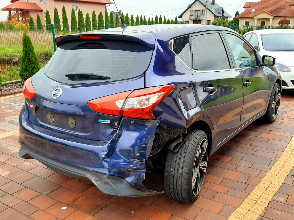 NISSAN PULSAR liftback (C13) 1.5 dCi 110 KM