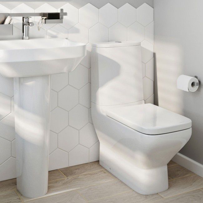 Kompakt WC GoodHome Teesta bezkołnierzowy 8679300628 oficjalne