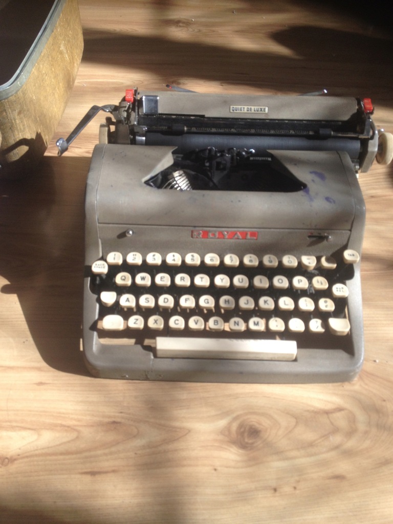Maszyna do pisania Royal made in U.S.A.