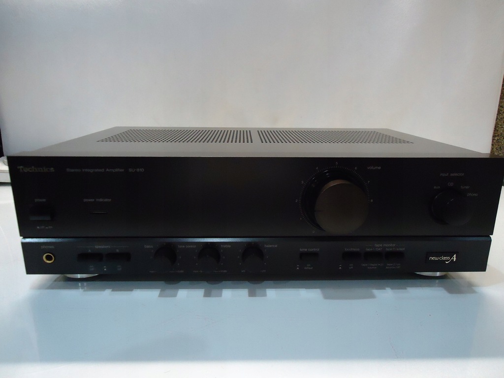WZMACNIACZ TECHNICS SU-810