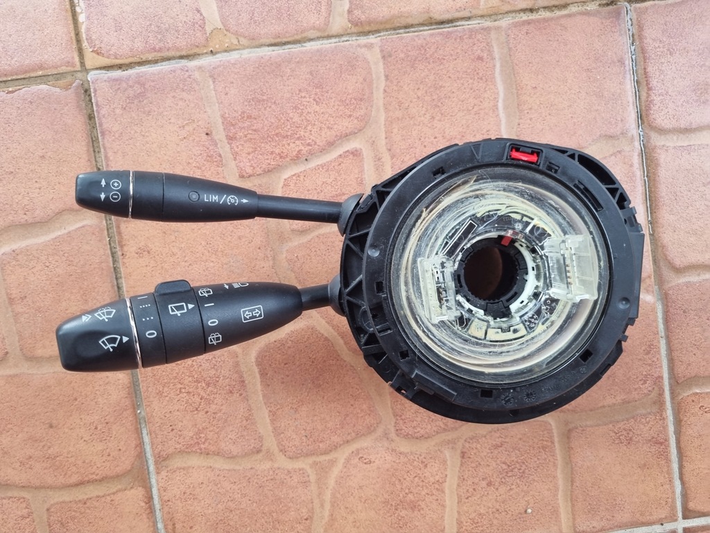 MERCEDES W204 TAŚMA AIRBAG PRZEŁĄCZNIK ZESPOLONY 12637538478