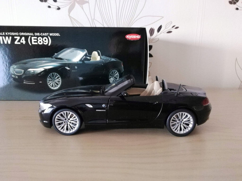 BMW Z4 (E89), 1:18 Kyosho - 11660724344 - oficjalne archiwum