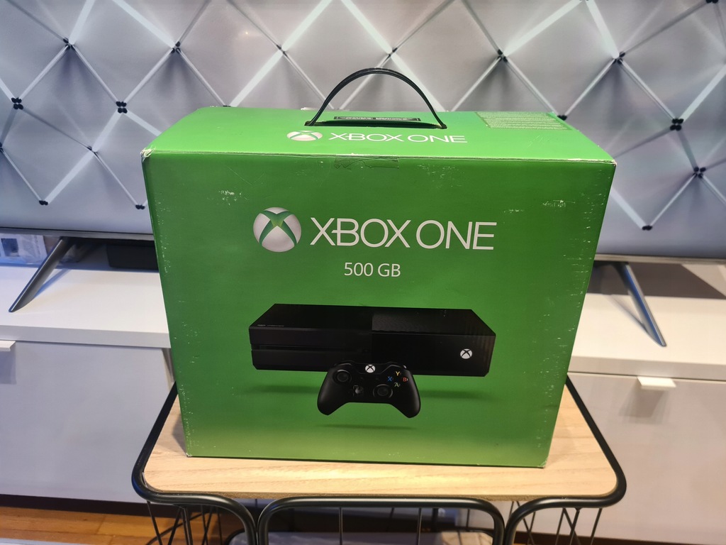 XBOX ONE 500GB + zestaw gier exclusive BOX od 1 zł