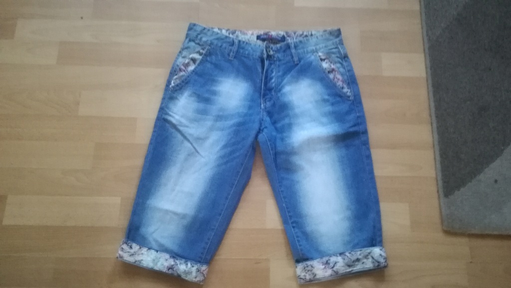 KRÓTKIE SPODNIE JEANSOWE PEBO DENIM STAN B.DOBRY