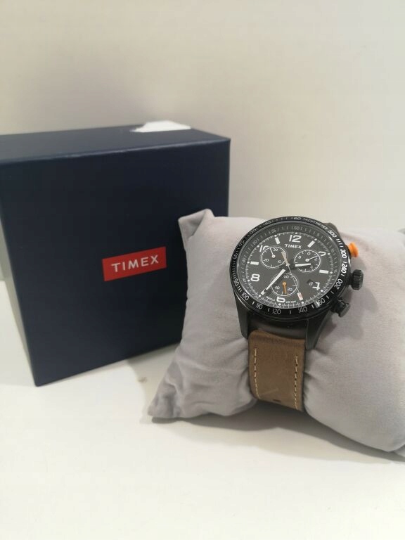 ZEGAREK TIMEX TW2R81800
