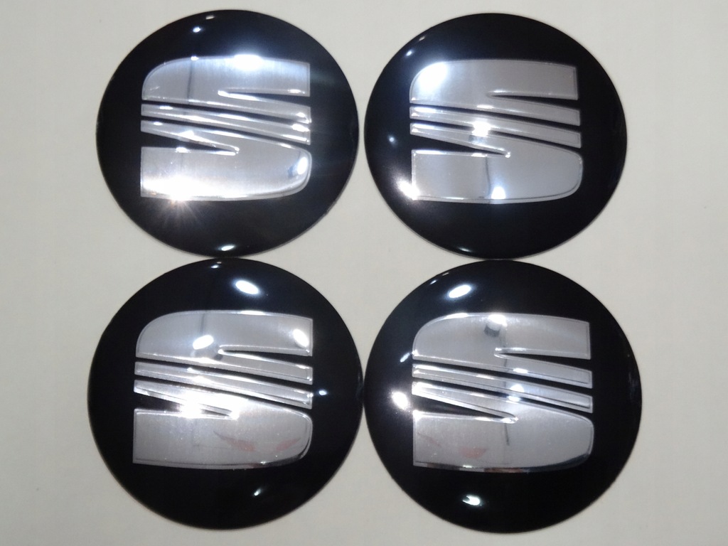 4x Aluminiowe emblematy naklejki na dekielki SEAT 90 mm