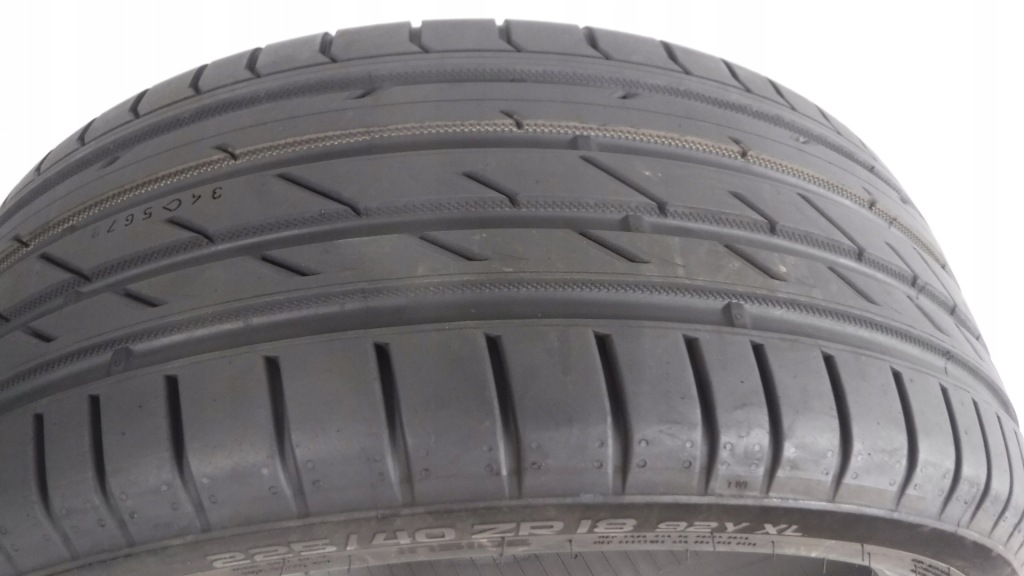 OPONA LETNIA NOKIAN ZLINE 225/40/18 92Y - 8790117818 - oficjalne