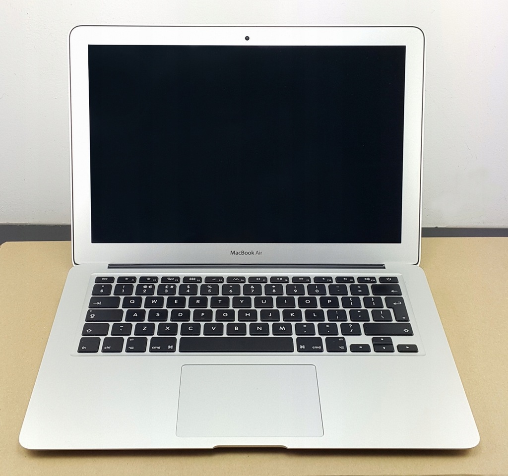 Купить MACBOOK AIR 13*Core i7*A1466*8 ГБ*256 ГБ SSD: отзывы, фото, характеристики в интерне-магазине Aredi.ru