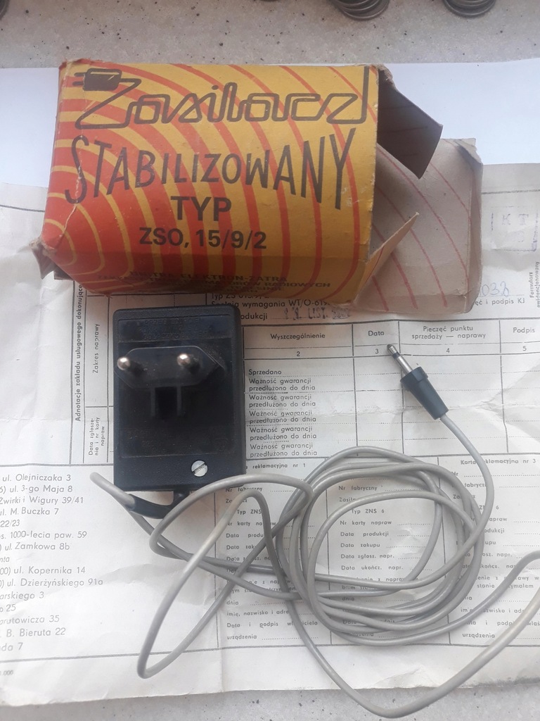 Zasilacz stabilizowany ZS 0.15/9/2 UNITRA ZATRA