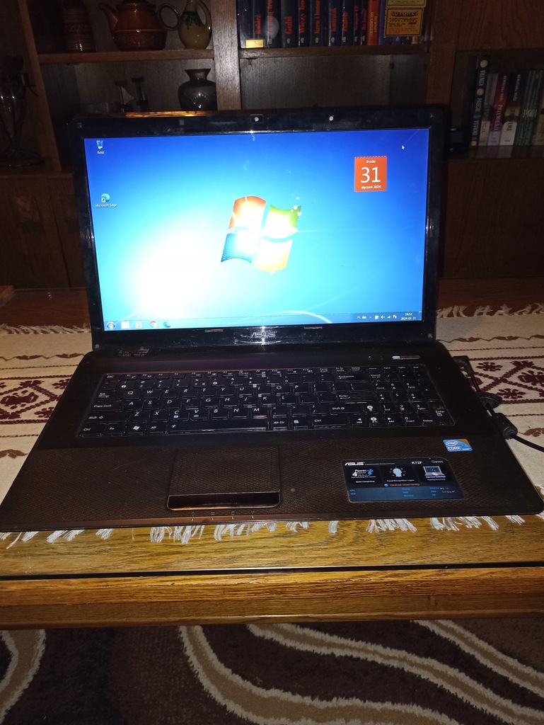 Laptop Asus K72F 17,3 " Intel CORE i3 M350 2.27 Ghz / 470 GB