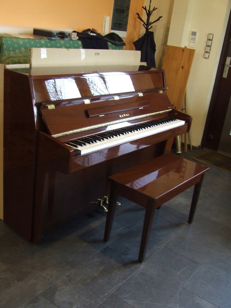 Pianino Kawai made in Japan z moderatorem