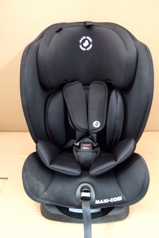 MAXI COSI TITAN FOTELIK 9-36 KG ISOFIX BASIC BLACK