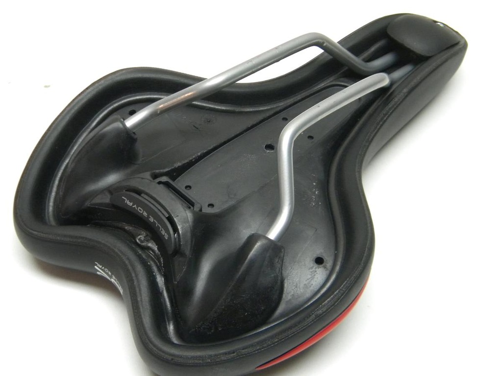 selle royal ariel vacuum light