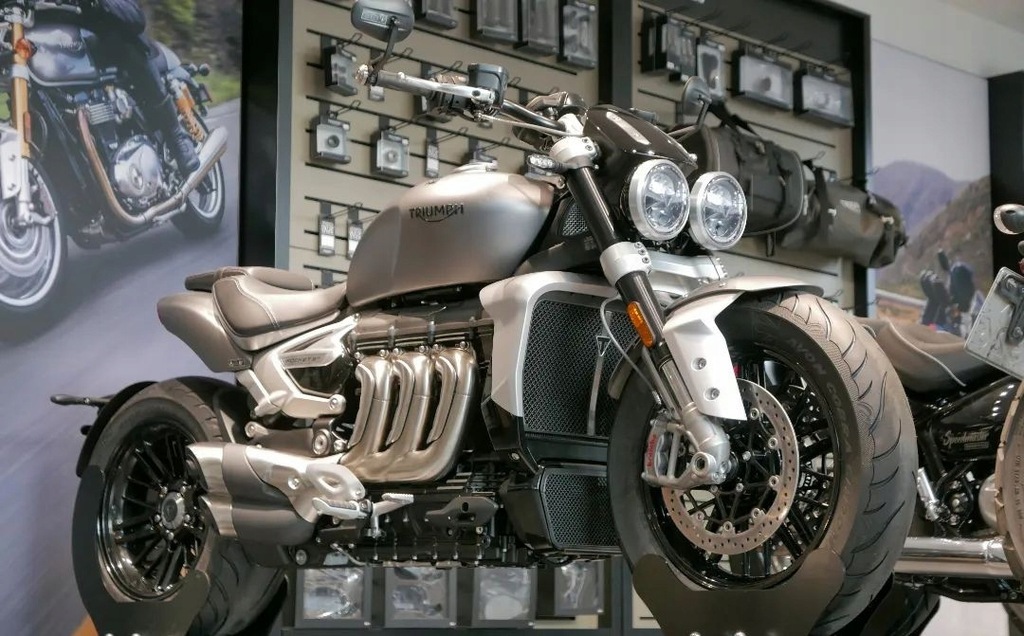 Triumph Rocket 3 R WYPRZEDAZ ROCZNIKA 2022 ...