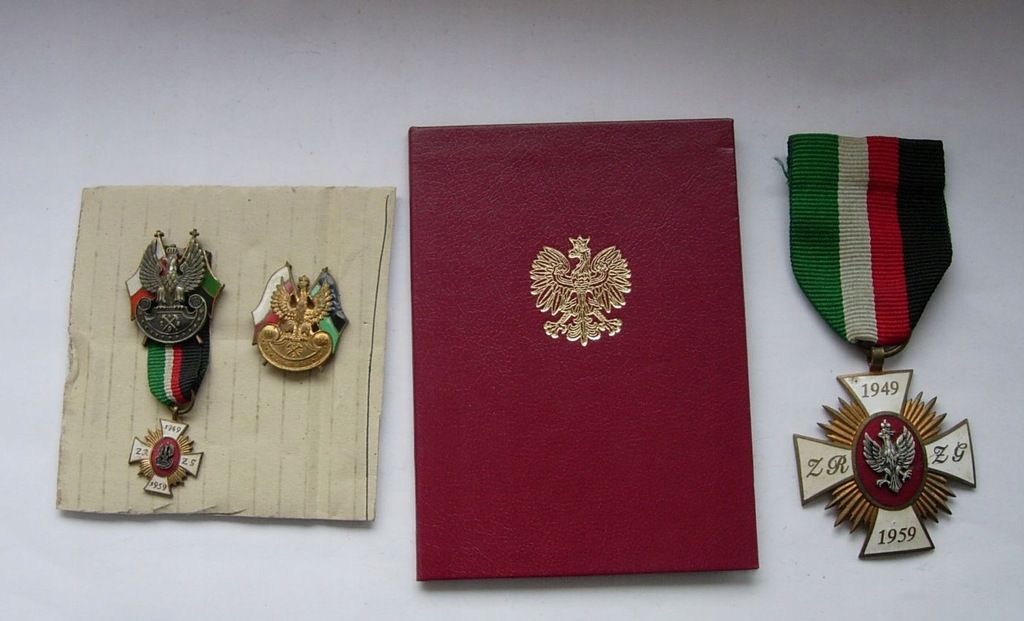 KRZYŻ REPRESJONOWANYCH ŻOŁNIERZY GÓRNIKÓW, LEGITYMACJA, odznaki, mini medal