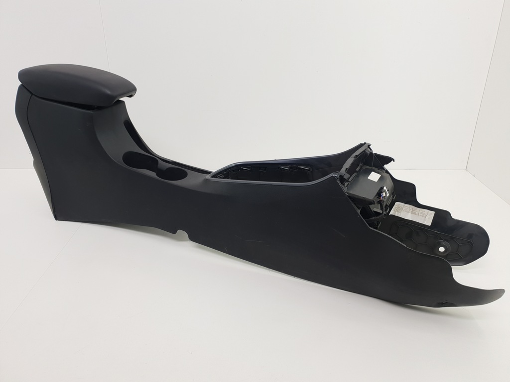 HYUNDAI I20 III TUNEL ŚRODKOWY PODŁOKIETNIK PANEL 84610-Q0050