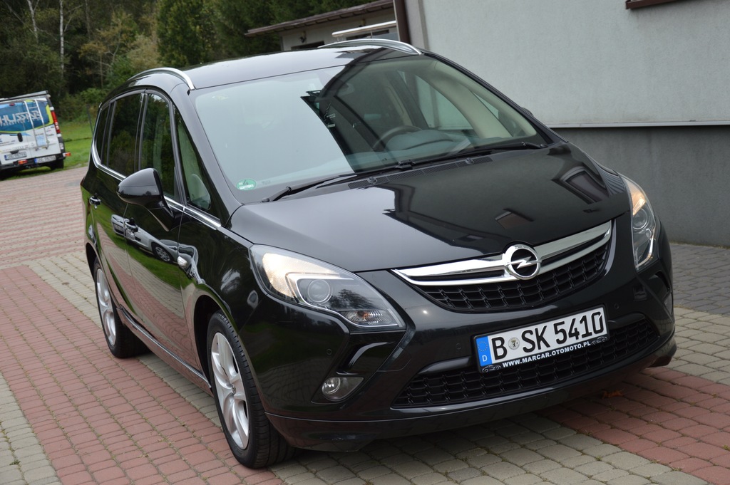 Opel Zafira C 7 os Bezwypadkowa Serwisowana w ASO