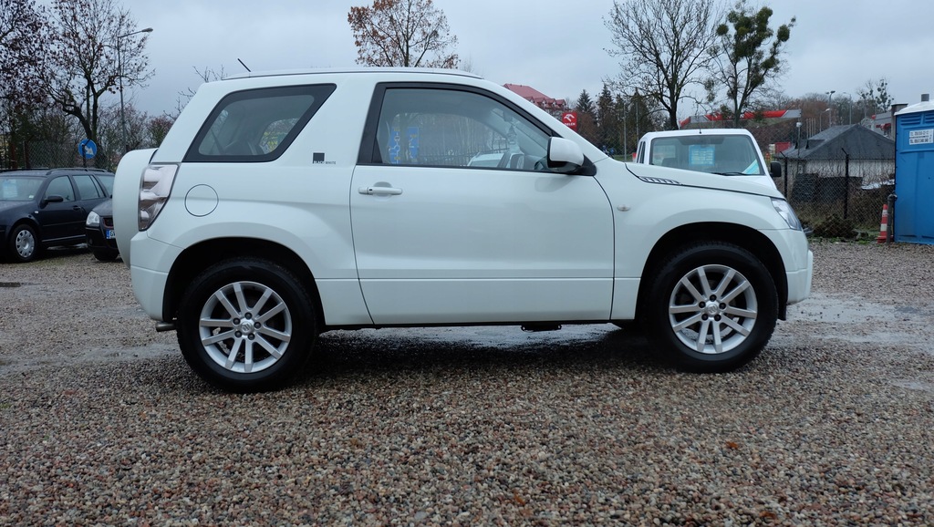 Купить SUZUKI GRAND VITARA II 1.6 106 л.с. 4х4: отзывы, фото, характеристики в интерне-магазине Aredi.ru