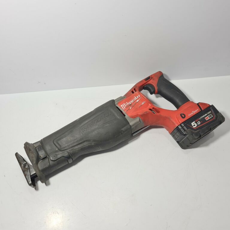 PIŁA SZABLASTA MILWAUKEE M18 ONESX + AKU 5 AH