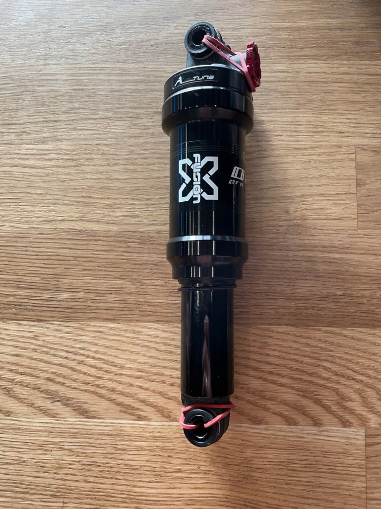 Damper XFusion O2 Pro R 210x50mm, M8x25mm 12544669408 oficjalne