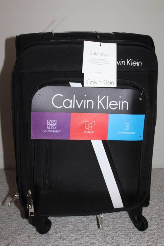 walizka na kółkach Calvin Klein mała czarna