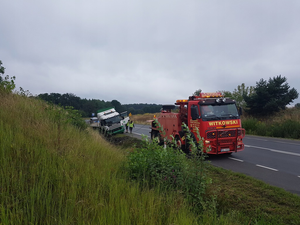 Купить Аренда низкорамного прицепа ROAD ASSISTANCE TIR: отзывы, фото, характеристики в интерне-магазине Aredi.ru