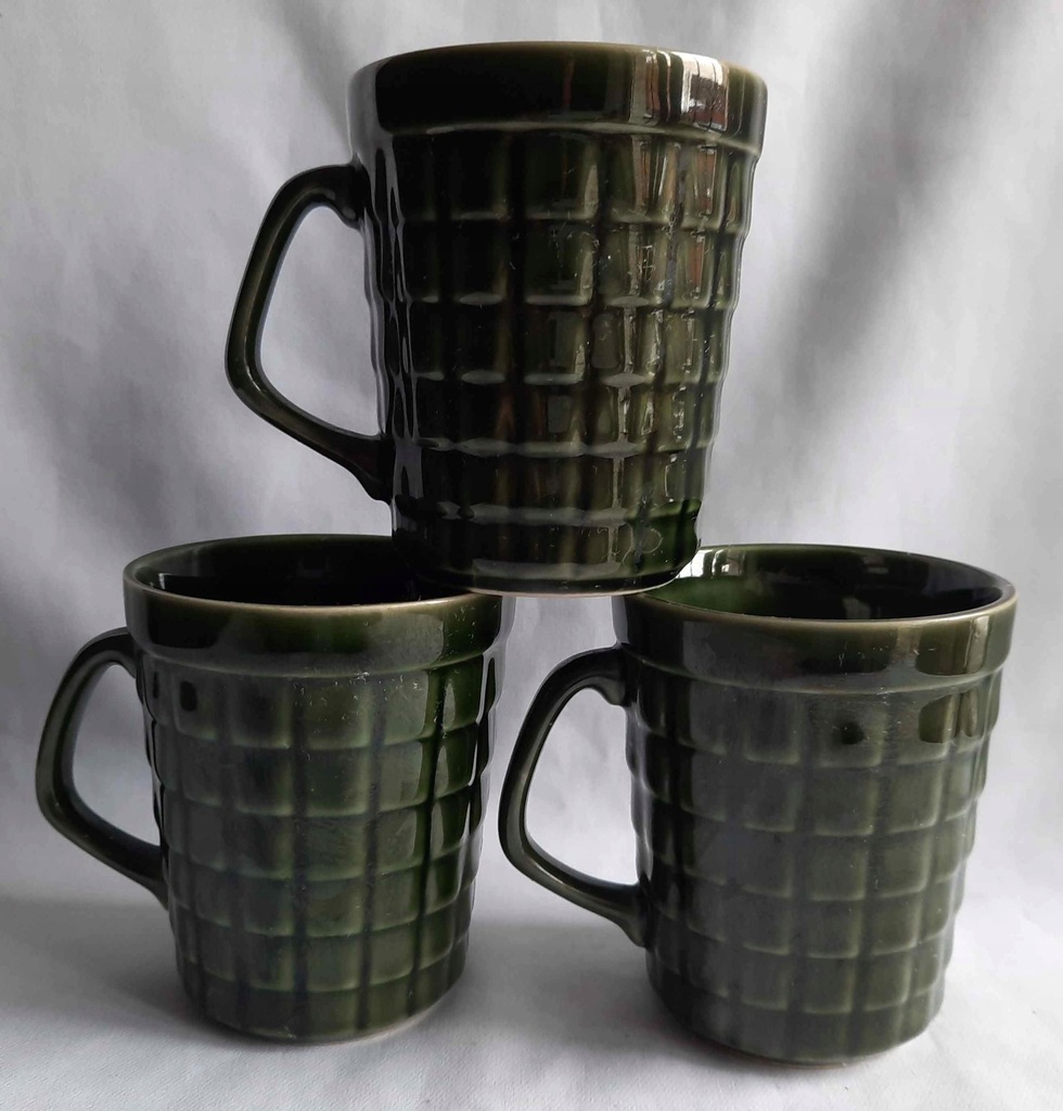 PRUSZKÓW ZIELONY KUBEK IRENA KRATKA