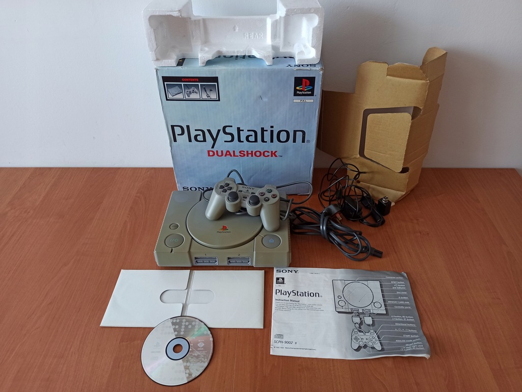 Konsola Sony PlayStation Classic DUALSHOCK + box