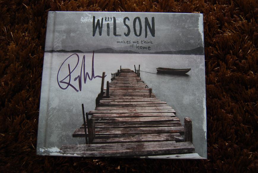 Ray Wilson "Makes me think of home"  autograf!